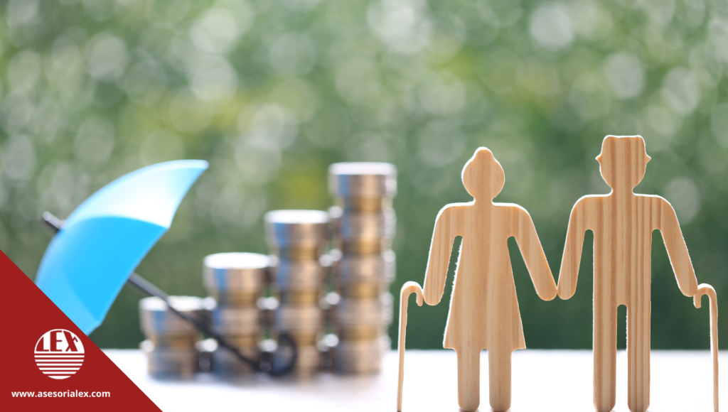 Imagen de figuras de madera simulando ancianos usada para blog de asesorías lex: Planes de pensiones para empleados: beneficios fiscales y laborales